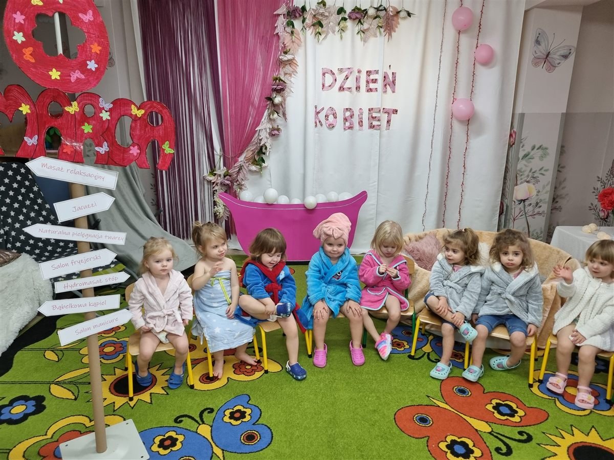 Dzień Kobiet w żłobku